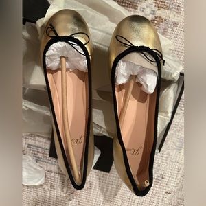 NIB J. Crew “Evie” ballet flats - Gold base with black detailing size 9